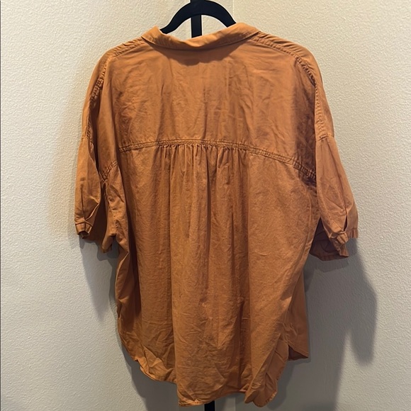 GAP Brown Puff Sleeve Button Down Shirt NWOT - Picture 3 of 3